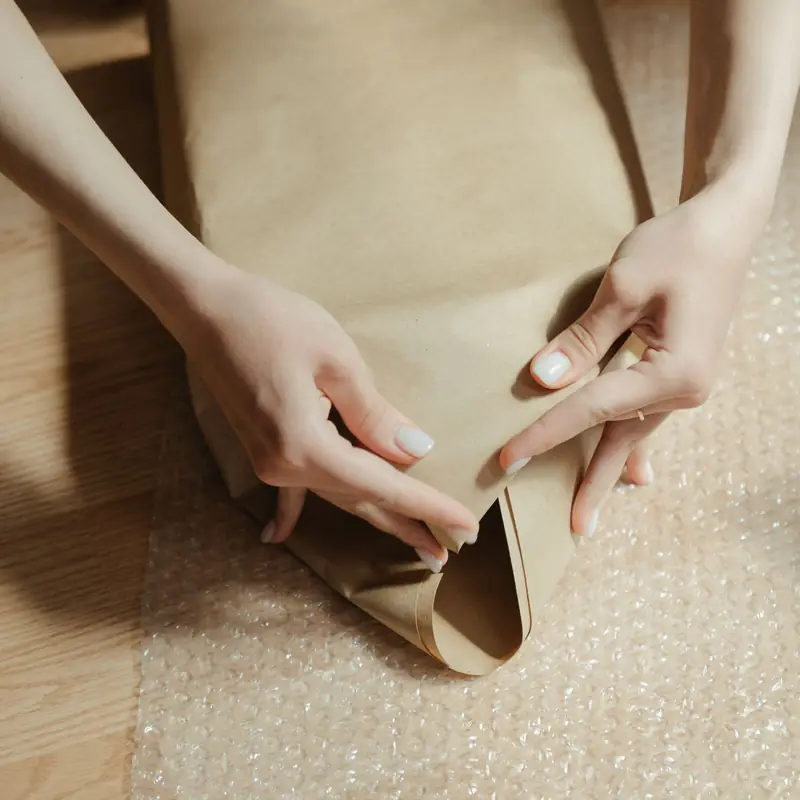Embalaje con papel kraft